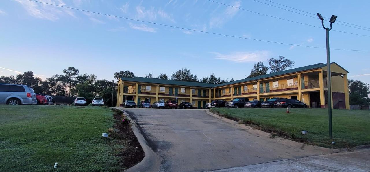 Garden Inn And Suites Near Callaway Gardens Pine Mountain Exteriör bild