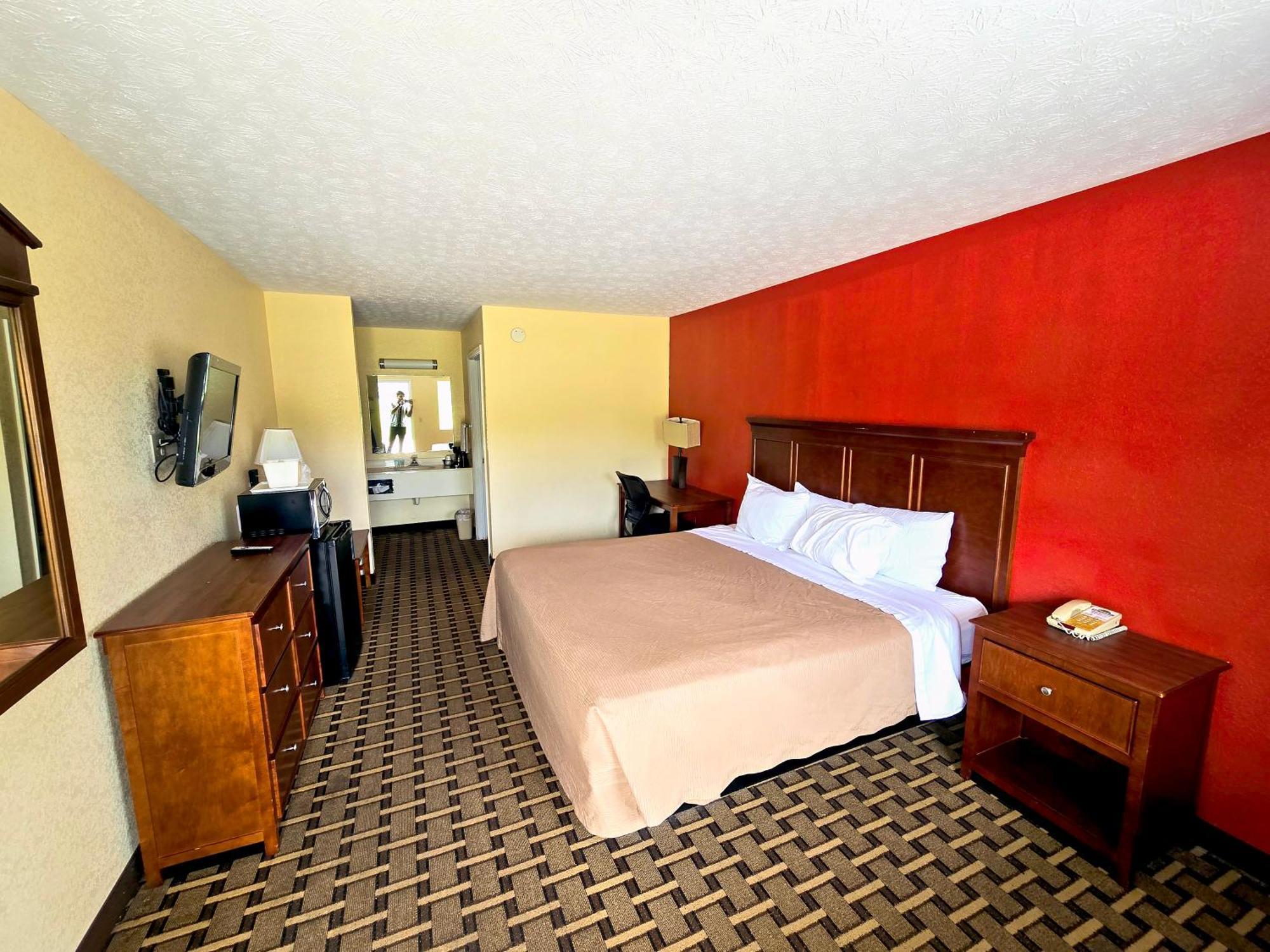Garden Inn And Suites Near Callaway Gardens Pine Mountain Exteriör bild