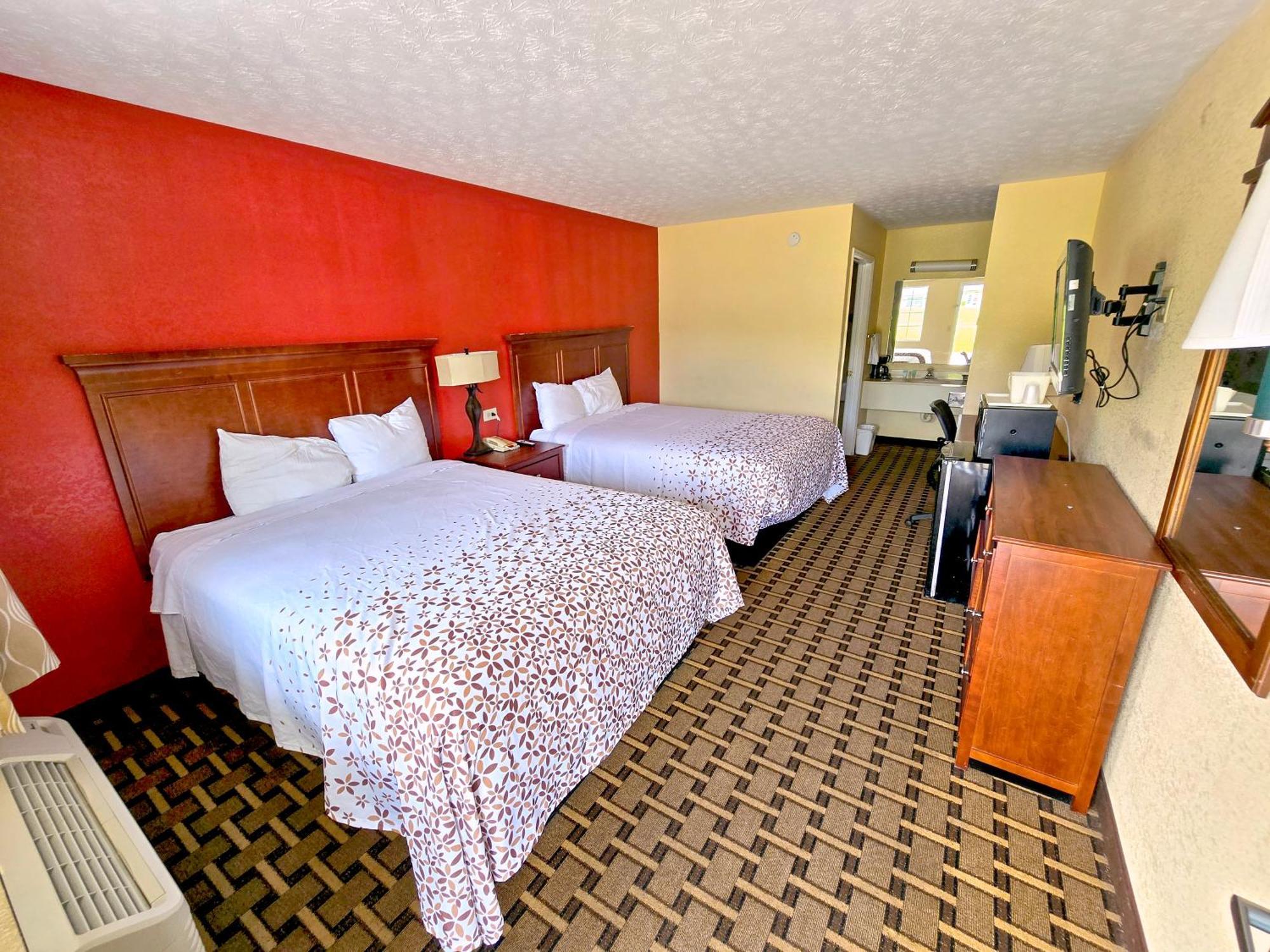 Garden Inn And Suites Near Callaway Gardens Pine Mountain Exteriör bild