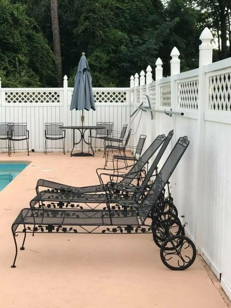 Garden Inn And Suites Near Callaway Gardens Pine Mountain Exteriör bild