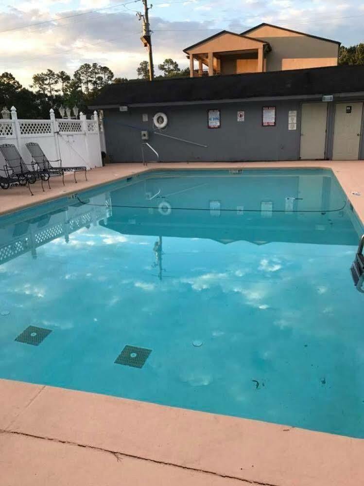 Garden Inn And Suites Near Callaway Gardens Pine Mountain Exteriör bild